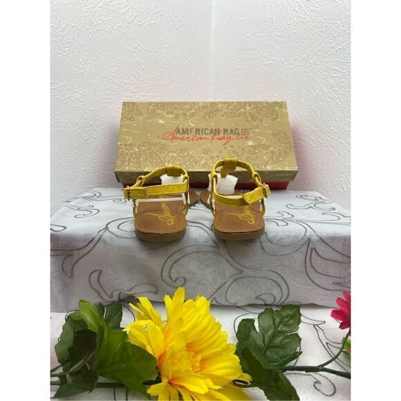 American Rag Coke/Krista Strap Sandals/Yellow/Size 5 - Picture 6 of 7